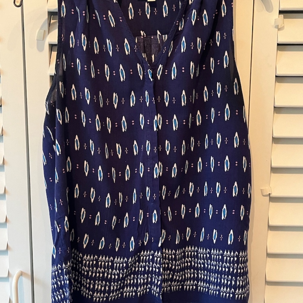 Women's Sleeveless Summer Top - Picture 6 of 10